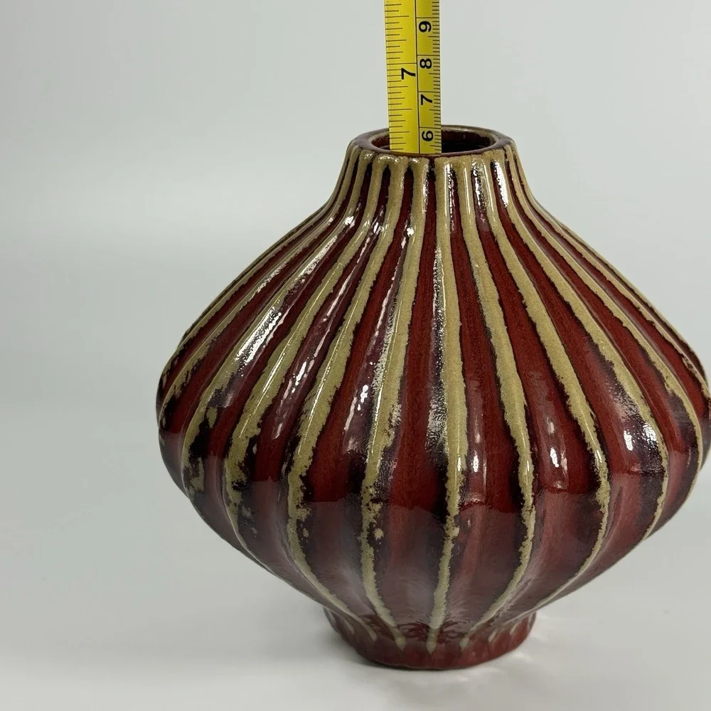 Global Views‎ Art Pottery Decorative Vase Red Glazed Ribbed Mid Century Modern